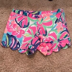Lily Pulitzer scalloped shorts